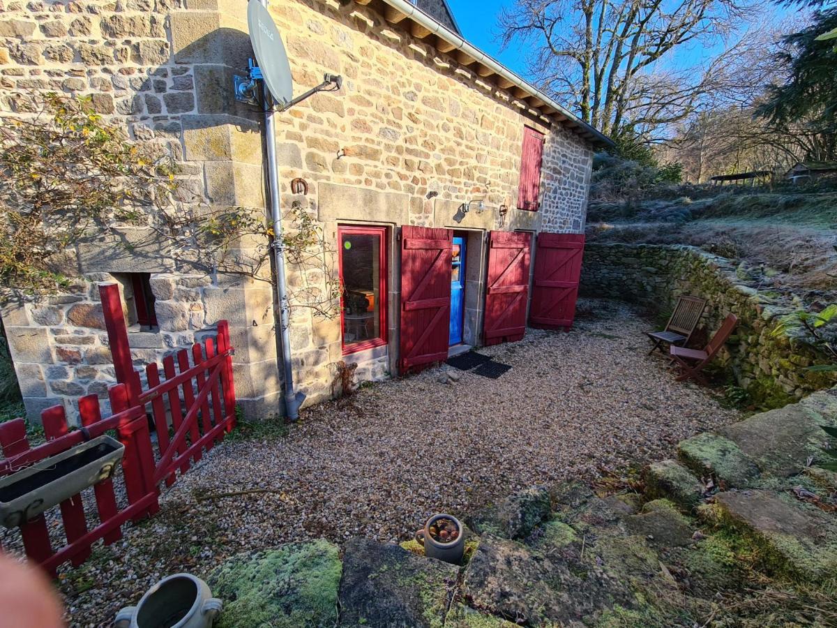 Gite Rustique Au Coeur De La Nature Soubrebost Bagian luar foto