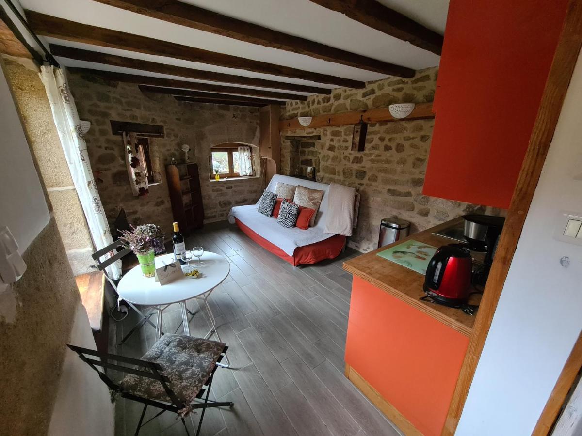 Gite Rustique Au Coeur De La Nature Soubrebost Bagian luar foto