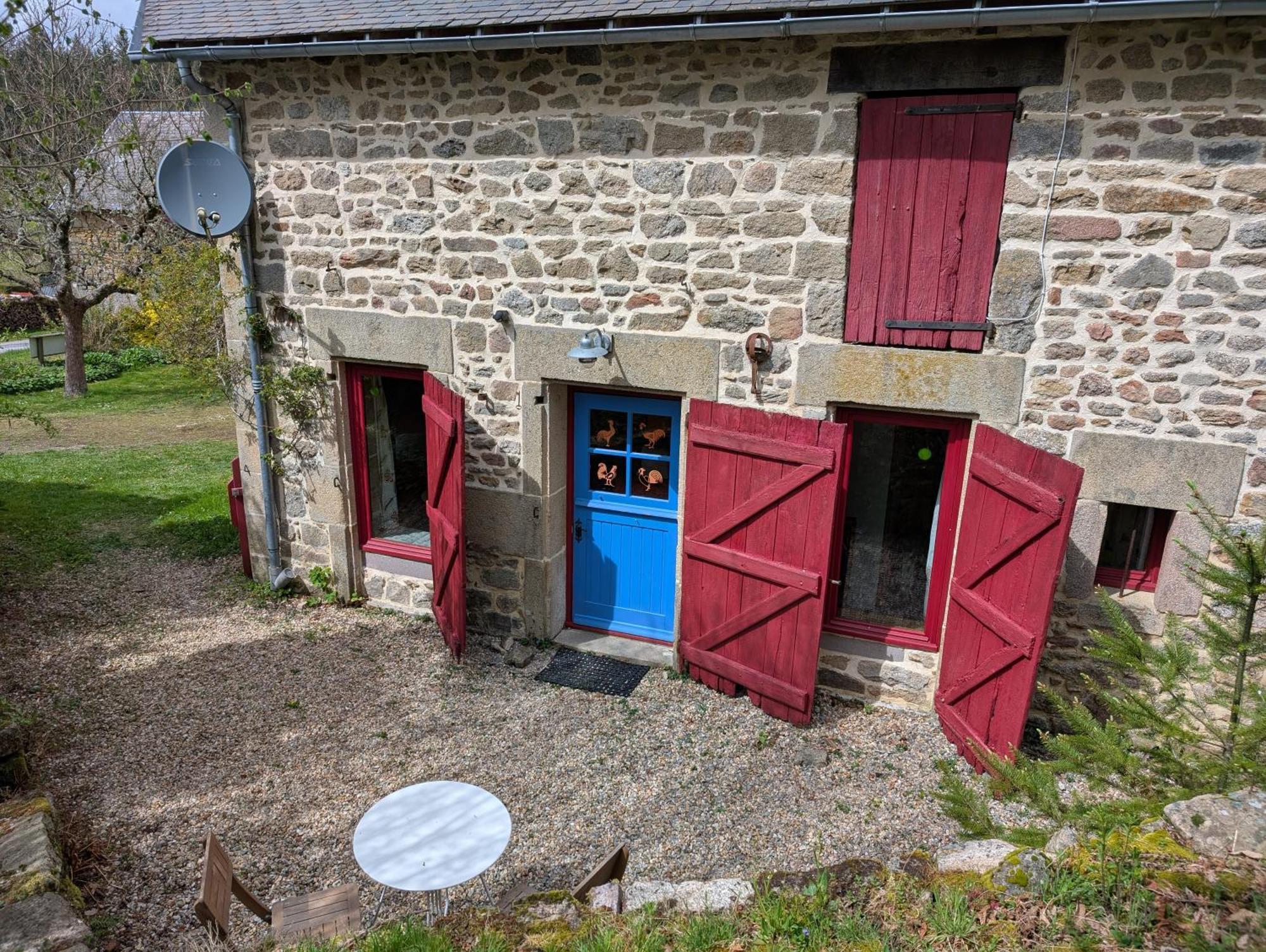 Gite Rustique Au Coeur De La Nature Soubrebost Bagian luar foto